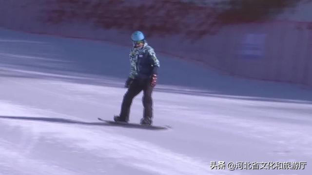 乐享河北|承德滦平金山岭滑雪度假区：游客尽享冰雪乐趣