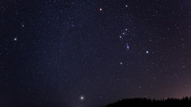 2023年的猎户座流星雨:何时、何地及如何观看