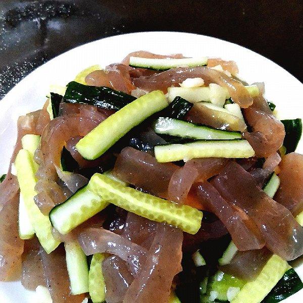 黄瓜拌魔芋