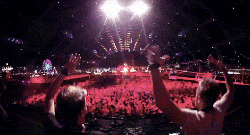 即将刷爆朋友圈!全亚洲最大的水晶烟花就在东莞,还有