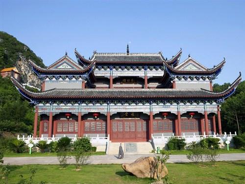 韶关东华寺祈福一天游