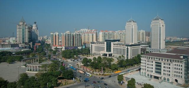 中国灯饰之都——广东中山市古镇镇,是中国最大的灯饰
