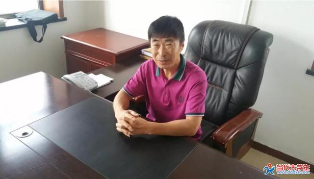 校园资讯社会实践实践纪实宣讲的全程由迁安电视台一直跟随记录