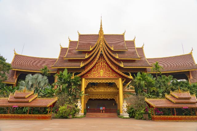 景洪曼听公园