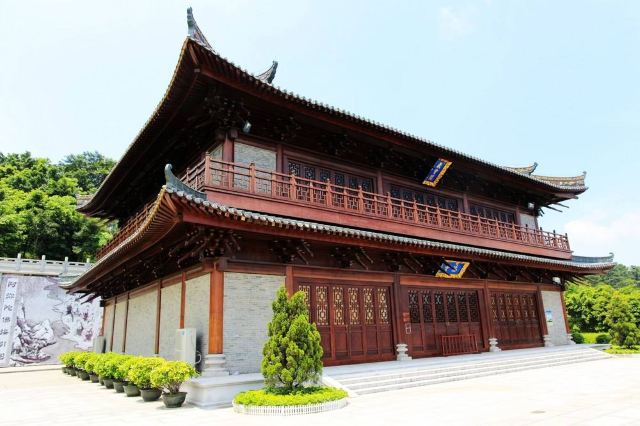 佛山西樵山宝峰寺