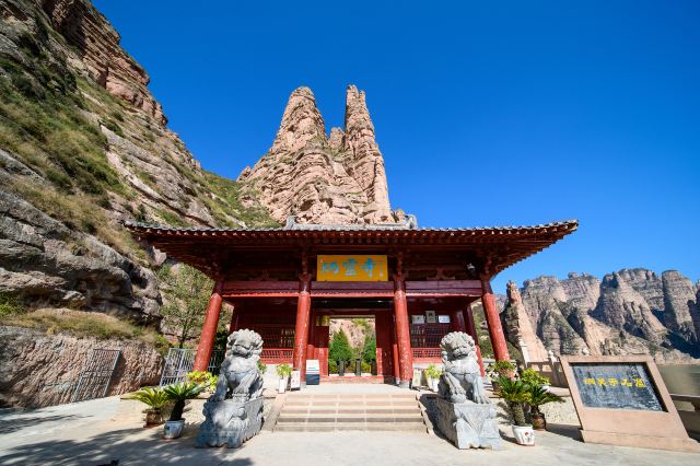 临夏炳灵寺石窟