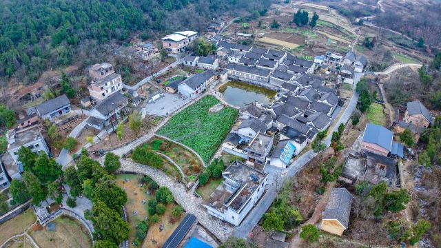 新田龙家大院