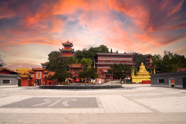 南充清泉寺