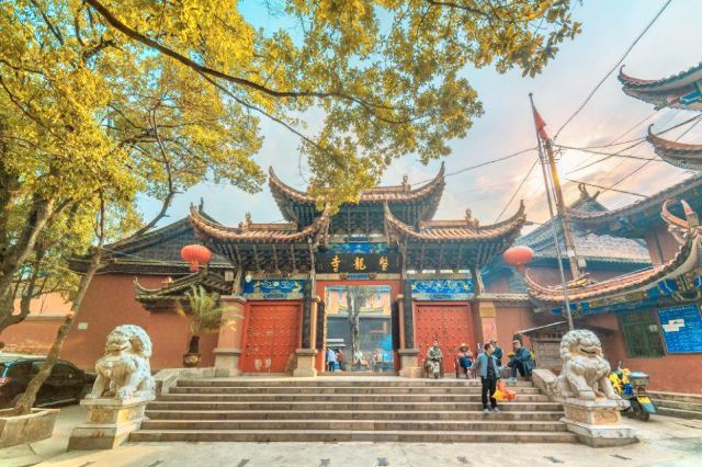 昆明晋宁盘龙寺