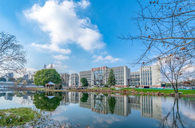 南京工业大学校园风光