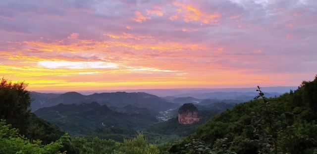 天水香积山
