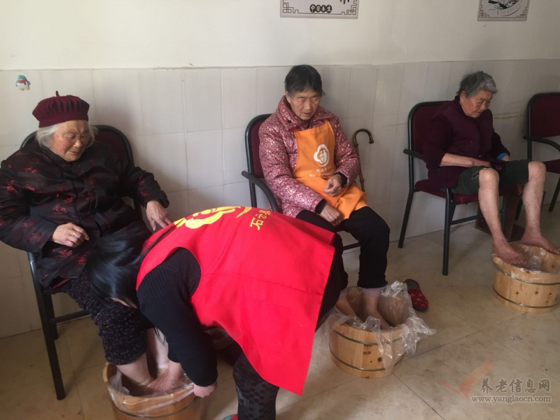 成都石云养老服务有限公司